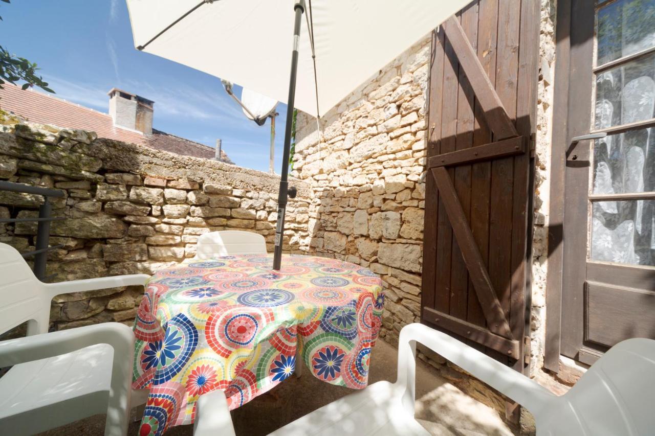 La Petite Maison Du Perigord Tourtoirac Eksteriør bilde